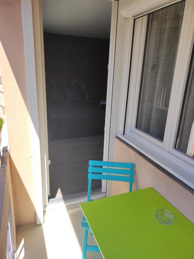 Studio - Meuble Tourisme, Trois Etoiles - 34 M2 Refait A Neuf- Residence Mâcon Exterior foto